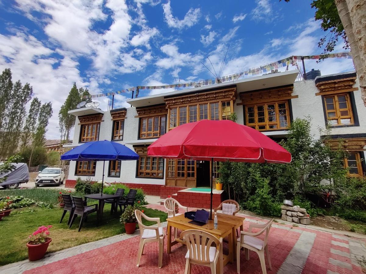 Jig Gyas Guest House Leh Bagian luar foto