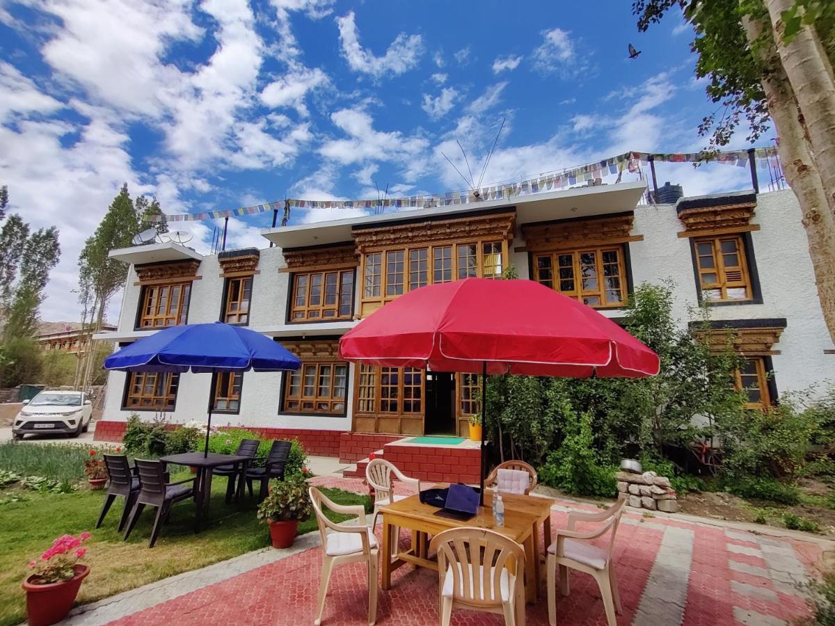 Jig Gyas Guest House Leh Bagian luar foto